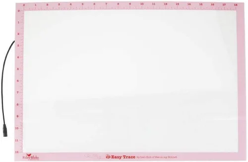Vista 2 de Caja de luz Easy Trace de Lori Holt of Bee in My Bonnet 2021