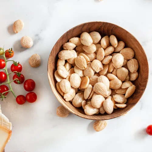Vista 7 de igourmet Caja de regalo para conocedores internacionales: con alimentos gourmet de todos los rincones del mundo, una emocionante colección