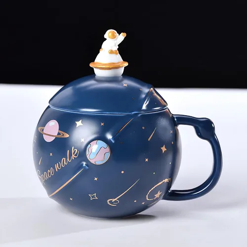 Vista 4 de Taza espacial de cerámica de 13 onzas con tapa y cuchara, taza de café Azul profundo