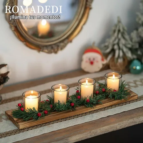 Vista 4 de Portavelas de Navidad para decoración de centro de mesa: Romadedi Rustic 4 portavelas con mini coronas de Navidad, bandeja de madera para Navidad