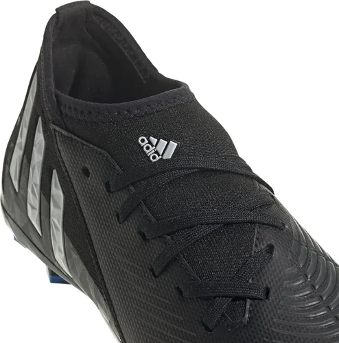 Vista 2 de adidas Tenis unisex Edge3 para terreno firme Core Negro-blanco-rojo vivo
