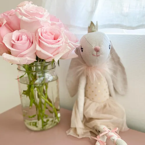 Vista 8 de MON AMI Bijoux Bunny - Muñeca de bailarina de princesa, juguete de peluche de 15 pulgadas para niñas