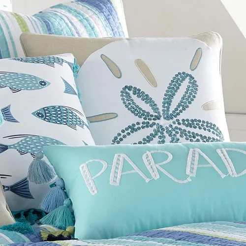 Vista 4 de Levtex Home - Laida Beach - Almohada decorativa (18X18in.) - Concha de Dólar de Arena - Espuma de mar Verde, Blanco y Natural
