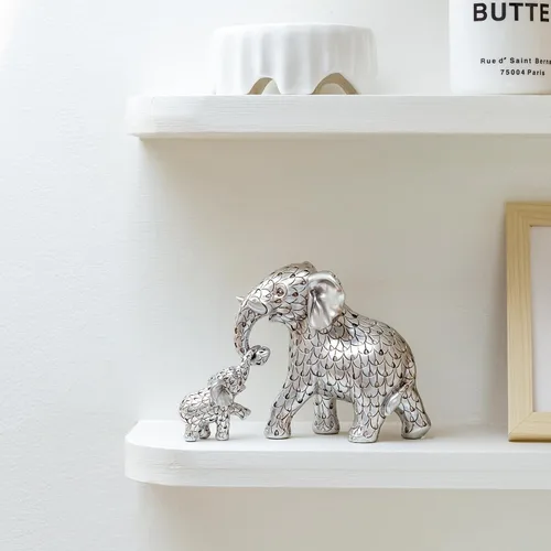 Vista 5 de Estatua de elefante plateado vintage. Figuras de elefante que inspiran buena suerte, salud. Regalos únicos de elefante para mujeres, mamás. Adornos