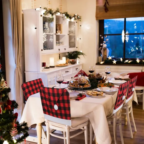 Vista 5 de CCINEE 6 fundas para respaldo de silla de Navidad, color negro y rojo, fundas para sillas de Navidad, diseño a cuadros, protector de silla