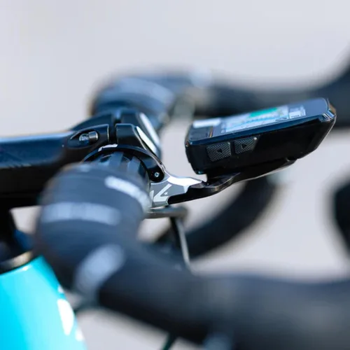 Vista 4 de K-Edge Aero 2.0 Roam Race - Soporte para computadora de bicicleta para dispositivos GPS Wahoo Negro