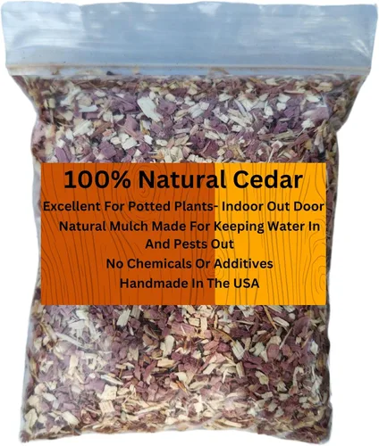 Vista 7 de Chips de cedro 100% natural Mantillo Ideal para plantas en macetas al aire libre o de interior Cama para perros Agradable aroma terroso 4