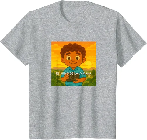 Vista 39 de Camiseta El Niño de la Cámara – Diseño Oficial del Cuento Ilustrado