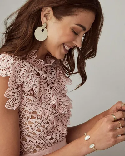 Vista 2 de Kendra Scott Elton - Brazalete para mujer, joyería de moda