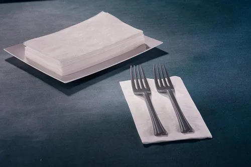 Vista 6 de Servilletas blancas de primera calidad, servilleta de cena plegable de 1/8, paquete de 400