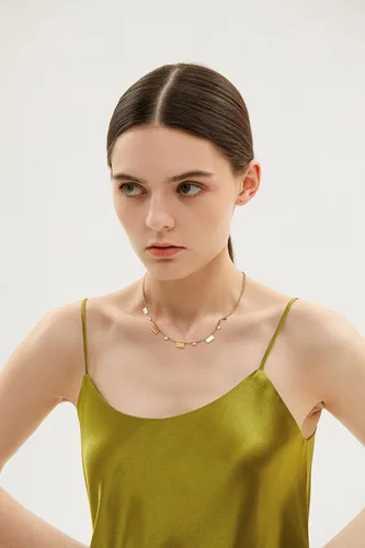 Vista 6 de YADUDA Collar rectangular de oro chapado en oro de 14 quilates, delicado collar de oro para mujer a la moda, chapado en oro, No es una piedra