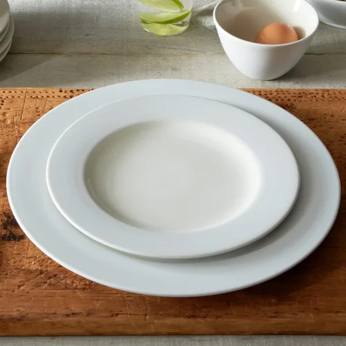 Vista 4 de Noritake Colorwave - Plato llano, borde, 11 pulgadas, juego de 4 en blanco