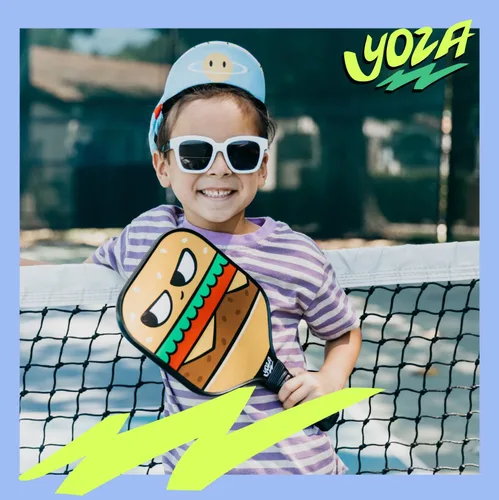 Vista 6 de Kids Pickleball Paddle Set of 2 - Includes 2 Pickleball Paddles with 2 Balls, Lightweight, Fiberglass, Better Control, Beginner Racket, Perfect