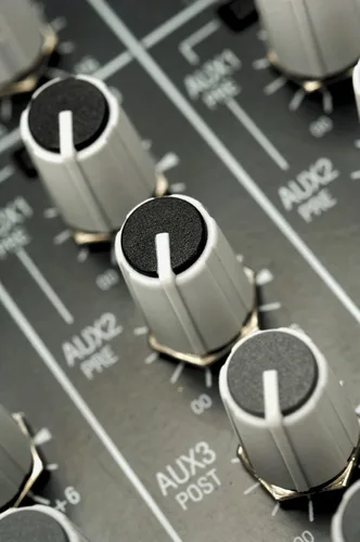 Vista 5 de Allen & Heath ZED-14 mezclador de 14 canales con interfaz USB