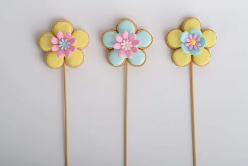 Vista 6 de Fox Run Cortadores de galletas de flores, 6 piezas, Metálico, 3621