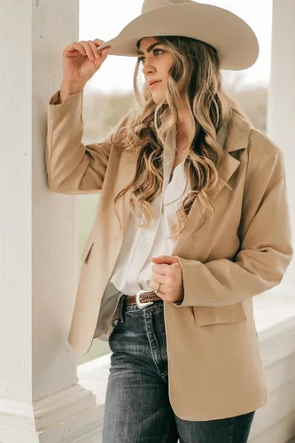 Vista 2 de Zeagoo Blazers casuales para mujer, con bolsillos, manga larga, frente abierto, para trabajo, oficina, con solapa, con botones, traje largo