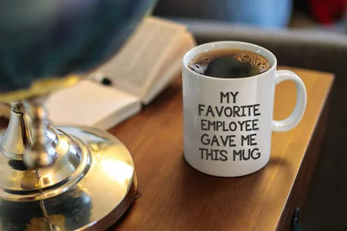 Vista 5 de Funny Boss - Taza de café de oficina – Regalo para mi empleado favorito – Regalo de oficina de broma para el mejor jefe – Cumpleaños únicos y – Taza