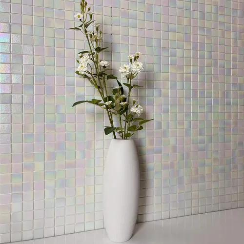Vista 3 de DICOFUN 2 protectores contra salpicaduras de arcoíris blanco para despegar y pegar, azulejos de mosaico de vidrio de 6.6 x 6.6 pulgadas para cocina