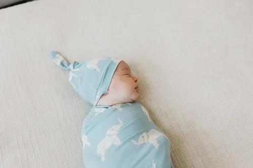 Vista 5 de Copper Pearl Baby Beanie Hat Top Knot