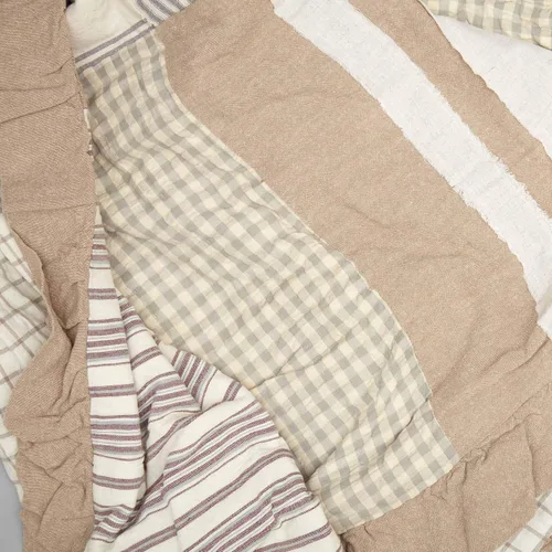 Vista 6 de VHC Brands Grace Quilt, Queen, 90 x 90 pulgadas, color crema