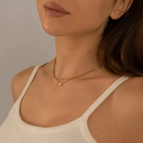 Vista 3 de LOXUAKAM Collar de cruz para mujer, chapado en oro de 18 quilates, collar de cruz simple en capas para mujer, collar con colgante de cruz