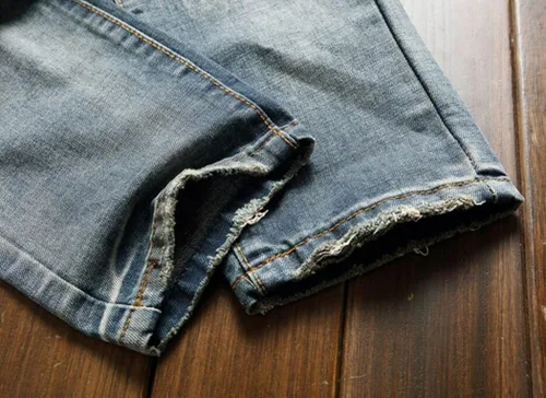 Vista 7 de Jeans rasgados de moda para hombre con parches