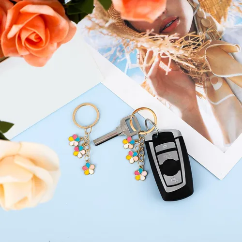 Vista 6 de 2 llaveros lindos para mujer, pequeños dijes para mochilas para niñas, llavero para accesorios de bolso