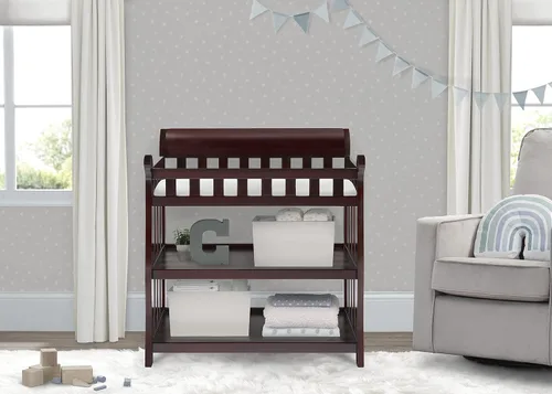 Vista 2 de Delta Children Eclipse - Cambiador con almohadilla, color Espresso Cherry