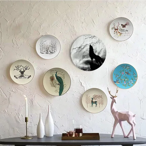 Vista 5 de Placa de exhibición de cerámica, placa decorativa colgante de cerámica de lobo, animal aullando en el acantilado bajo la luna llena, 6 pulgadas