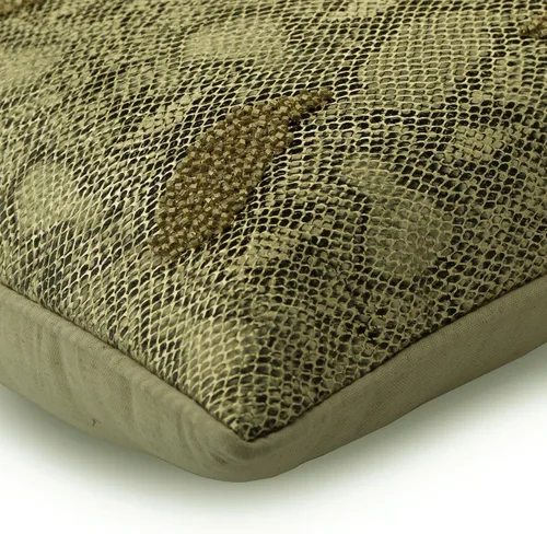 Vista 7 de The HomeCentric Fundas de almohada lumbares doradas de 12 x 14 pulgadas (11.8 x 13.8 in), de piel sintética, con diseño de animales, estilo moderno