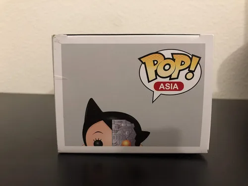 Vista 4 de SDCC 2016 Exclusive BAIT Funko Astro Boy Pop Vinyl Figure Asia