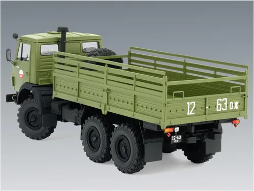 Vista 6 de ICM Models 1/35 Kit de modelo de camión del ejército soviético de seis ruedas