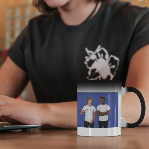 Vista 3 de Taza mágica personalizada, taza de café personalizada con cambio de color, taza de café personalizada de 11 onzas con foto, imagen, taza de café