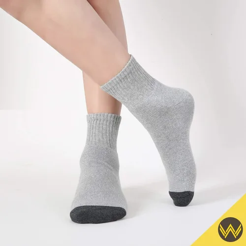 Vista 6 de WANDER - 8 pares de calcetines deportivos de algodón para hombres y mujeres, gruesos y acolchados, para correr, altura al tobillo, tallas 7-9 9-12