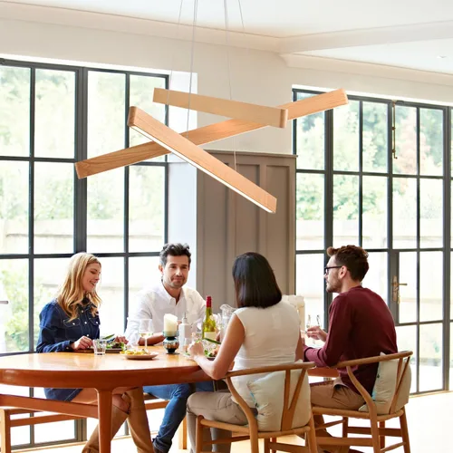 Vista 5 de Lámpara colgante lineal natural de madera maciza de 3 luces, moderna lámpara colgante LED regulable, candelabro para mesa de comedor, isla
