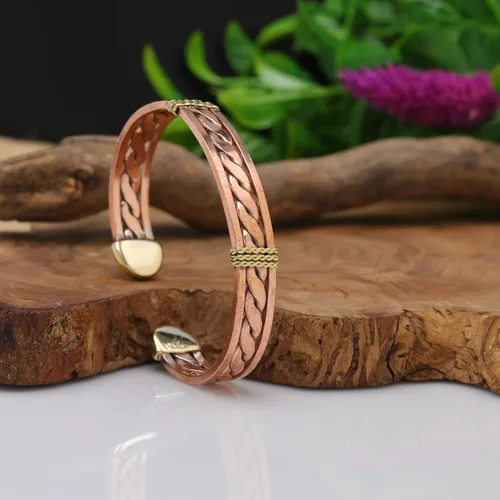 Vista 42 de Handmade Elegant Copper Bracelet for Women - Pure Copper Bracelet for Pain Relief and Stress Relief - Adjustable Entwisted Copper Bracelet to Fit