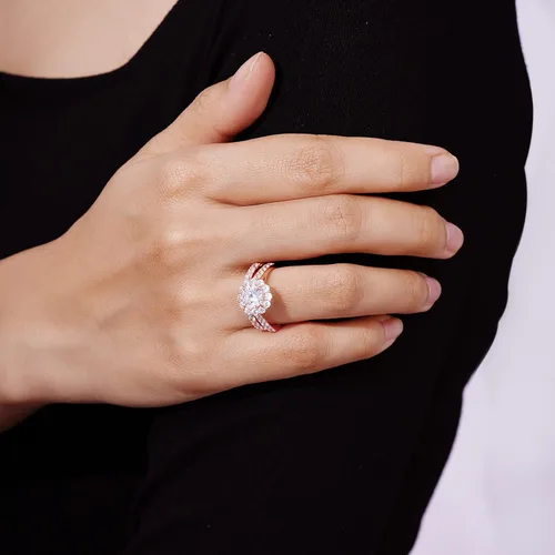 Vista 2 de Tienda Collection Sterling Silver Flower Halo Ring set with Infinite Elements Cubic Zirconia