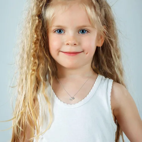 Vista 4 de Frisity Collar de béisbol chapado en oro de 14 quilates con letra inicial A-Z para mujeres y niñas, regalo de plata de oro rosa para hija, sobrina