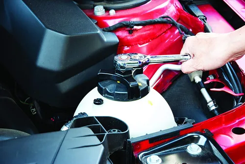 Vista 4 de Laser 6572 Llave de tapa de refrigerante/radiador - para BMW, color negro