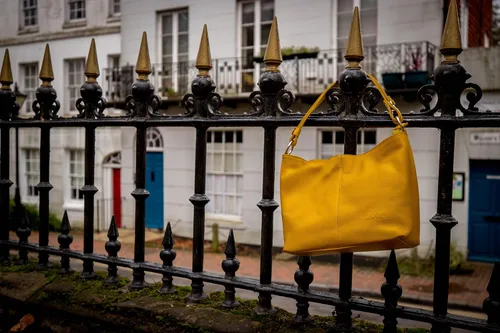 Vista 6 de LiaTalia Bolso Hobo de cuero italiano genuino para mujer bolso de mano de correa larga ajustable EMMY