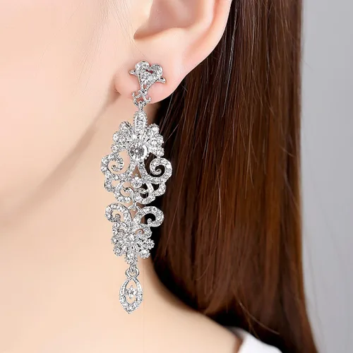 Vista 3 de Pendientes de araña con diamantes de imitación para novias, dorados/plateados Pendientes A-Clear Pin