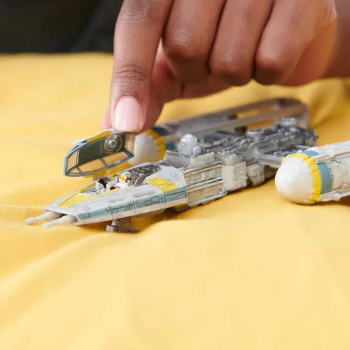 Vista 5 de Star Wars Micro Galaxy Squadron Gold Leader's Y-Wing - Vehículo de clase Starfighter de 5 pulgadas con accesorios de micro figura Jon Vander