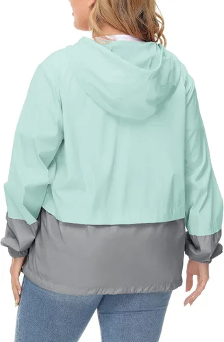 Vista 4 de Avoogue Impermeable de talla grande para mujer, chaqueta impermeable para la lluvia con capucha para exteriores