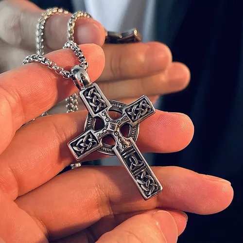 Vista 3 de Collar de cruz para hombre, collar de cruz celta de 23 pulgadas, también adecuado para hombres y mujeres, colgante de cruz religiosa, combinación