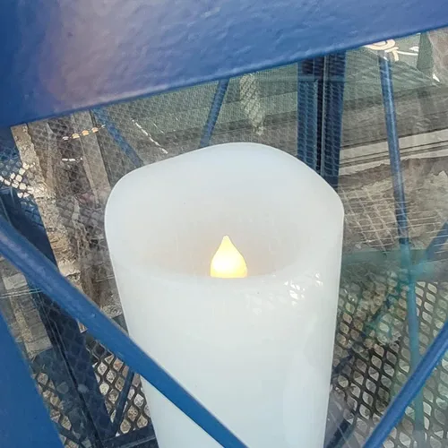 Vista 3 de Vela de pilar de 5 pulgadas para exteriores, funciona con pilas, impermeables, sin llama, parpadeantes, con temporizador, pilares eléctricos falsos