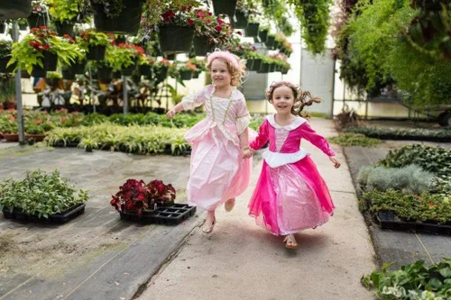 Vista 7 de Little Adventures Disfraz de princesa rosa caliente de la Bella Durmiente