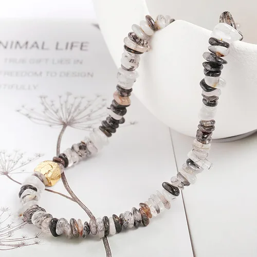 Vista 7 de Aobei Pearl Gargantilla de piedras preciosas de amatista, 5 piezas hexagonales con dije de chakra de Reiki puntiagudo para mujer, joyería de piedra