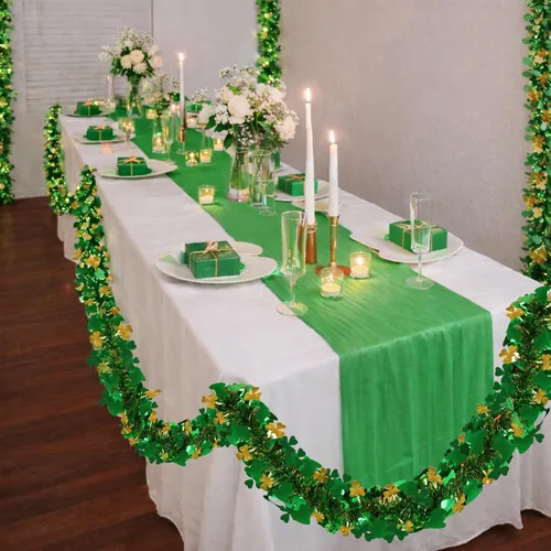 Vista 5 de Yuubin Decoración de guirnalda del día de San Patricio, guirnaldas de oropel de oro verde de 50 pies, decoraciones colgantes de trébol para el día