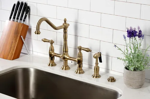 Vista 2 de Kingston Brass KS1273ALBS Heritage - Grifo de puente de cocina de 8 pulgadas con rociador de latón, latón antiguo