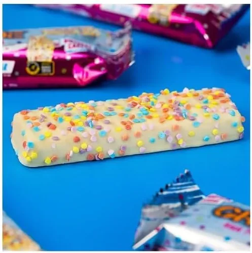 Vista 4 de Barrita de proteínas Carb Killa de Grenade, alto contenido en proteínas y bajas en azúcar, 12 x 60 g - Pastel de cumpleaños
